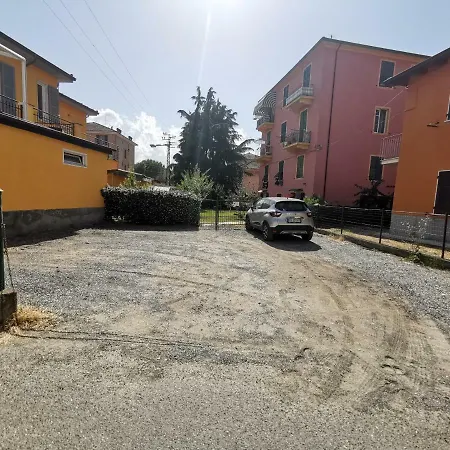 بيت للعطل Casa Vacanze Giorgio
